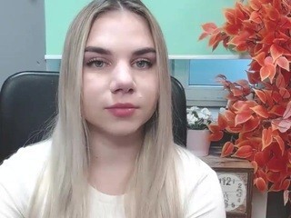 LillyxLUXX naked on Live Cam Sex Chat