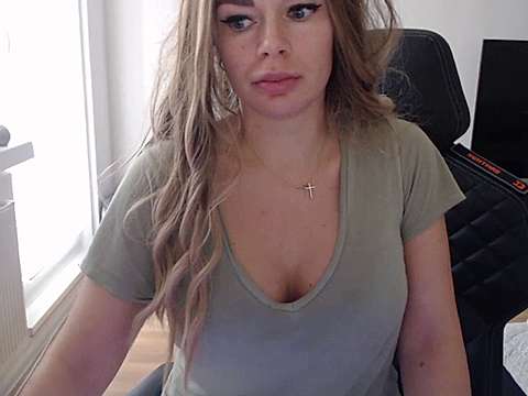 Selina-666 nude on cam for live sex chat