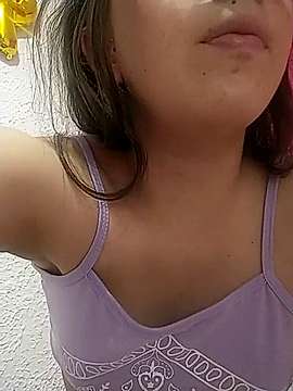 sweety_cloee nude on cam for live sex chat