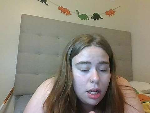 ThicBichMady nude on cam for live sex chat