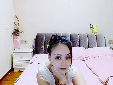 Zs-Dongmei nude on cam for live sex chat