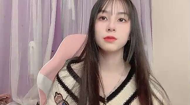 CELINE00 nude on cam for live sex chat