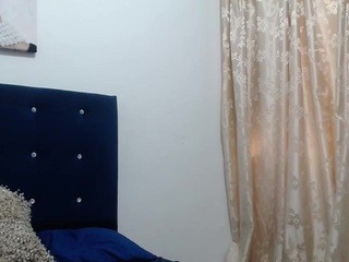 Kity-latin naked on Live Cam Sex Chat
