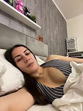 Pissing_in_the_ass nude on cam for live sex chat