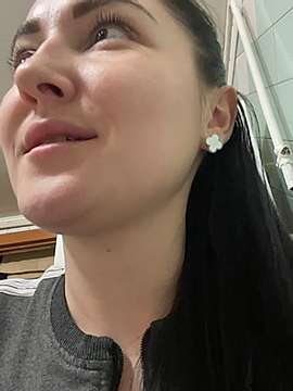 Yuliya_moon nude on cam for live sex chat