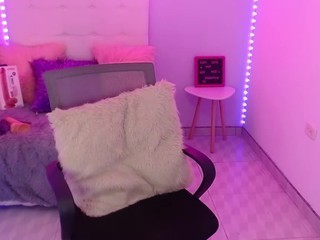 A M M Y , ?? naked on Live Cam Sex Chat