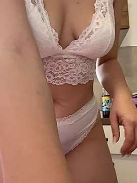 Amelya_Tewers nude on cam for live sex chat
