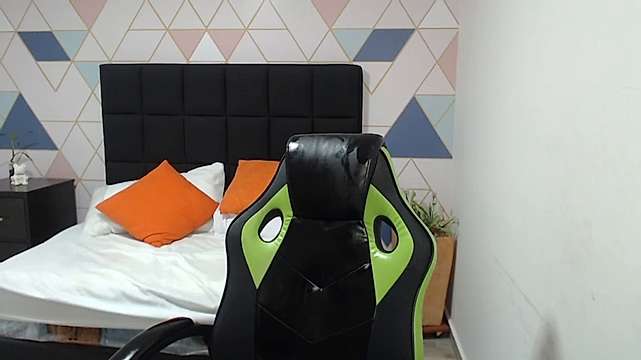 ari_1131 nude on cam for live sex chat