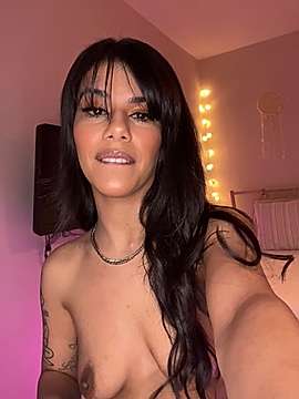 beaspanties nude on cam for live sex chat