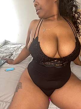 Butterscotchhh nude on cam for live sex chat