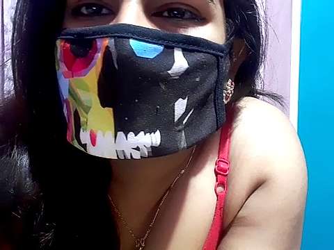 Desipriya9647 nude on cam for live sex chat