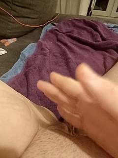LadyUndercover nude on cam for live sex chat