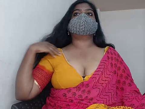 mohini-sexy nude on cam for live sex chat