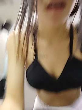 petilulu nude on cam for live sex chat