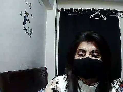 preeti-giri nude on cam for live sex chat