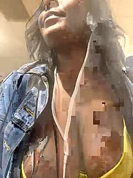TilaTotti nude on cam for live sex chat