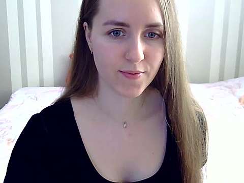 Elena_CandyKiss nude on cam for live sex chat