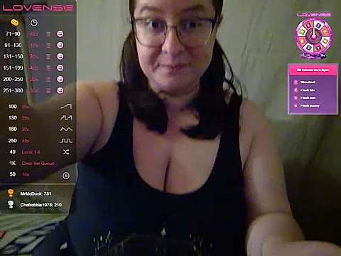 geekykalina nude on cam for live sex chat