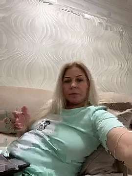 Blessed_Li nude on cam for live sex chat