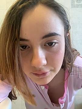 Elisa__00 nude on cam for live sex chat