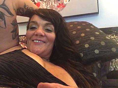 BIGBOOTYBEAUTYBOSSBABE nude on cam for live sex chat