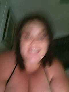 Bwet4u nude on cam for live sex chat