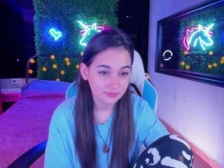 InnaryVirginX naked on Live Cam Sex Chat