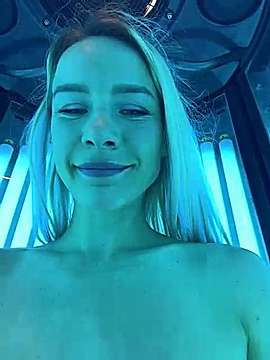 Pretty_Mill nude on cam for live sex chat