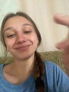 Laavala nude on cam for live sex chat