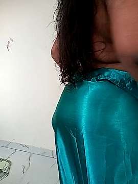 UpwardDime nude on cam for live sex chat