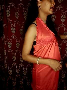 cheTna_44 nude on cam for live sex chat