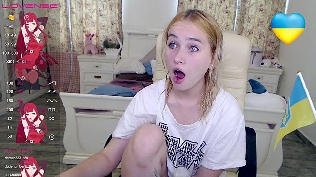 JinnyGirl nude on cam for live sex chat