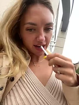 MiaDowell__ nude on cam for live sex chat
