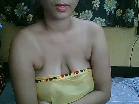 riyalove11 nude on cam for live sex chat