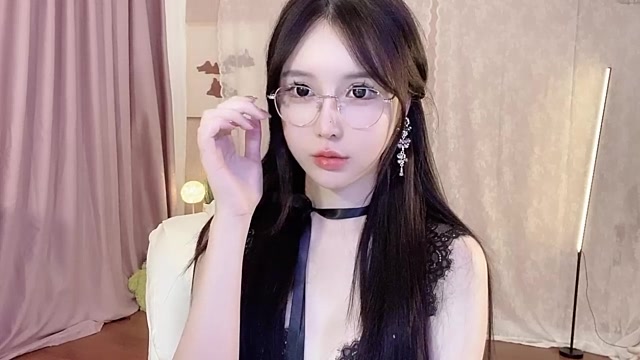 DeepEggs nude on cam for live sex chat