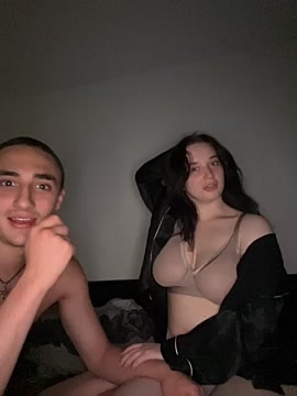 LiahwithDaddy nude on cam for live sex chat