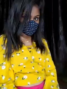 Tamilkuyin nude on cam for live sex chat