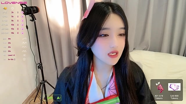 qing_qq nude on cam for live sex chat