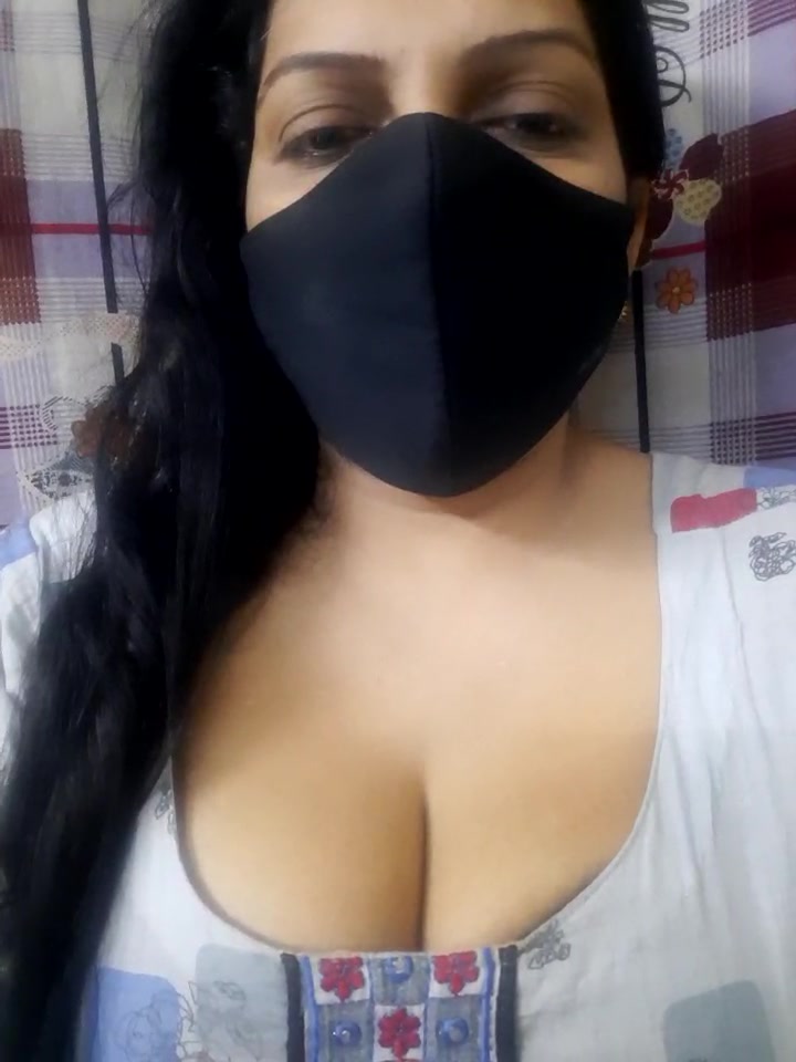 ESHANA_10 nude on cam for live sex chat