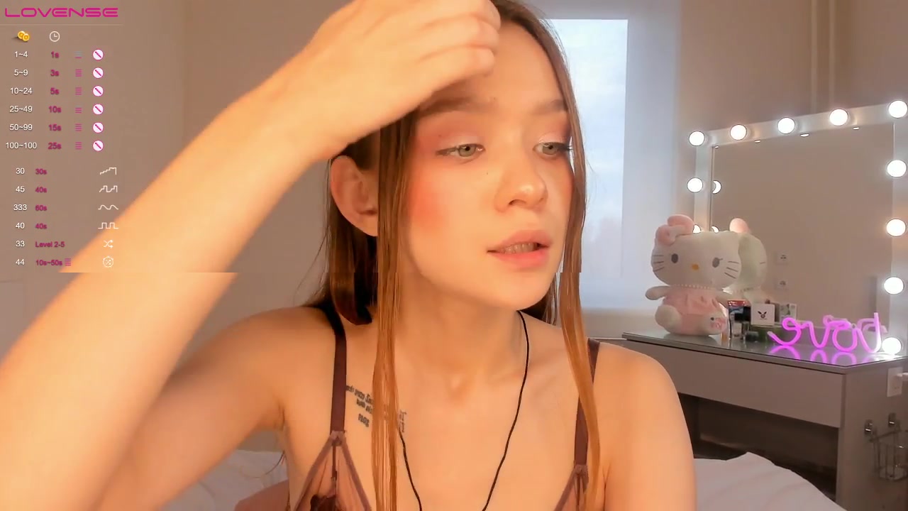 EvaRossini nude on cam for live sex chat