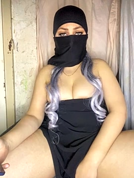 Loliaaa nude on cam for live sex chat