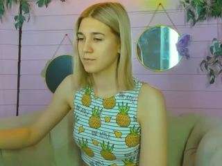 Sofialoveis naked on Live Cam Sex Chat