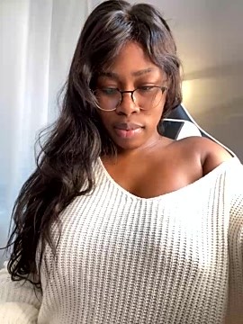 Julianne_ nude on cam for live sex chat