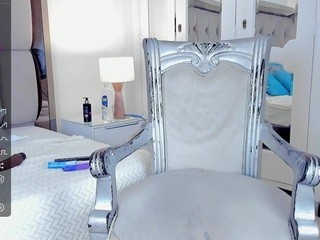 Molly cutte naked on Live Cam Sex Chat