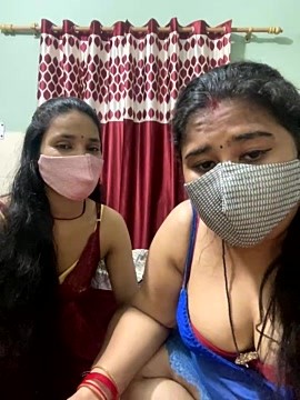 Silk_honey nude on cam for live sex chat