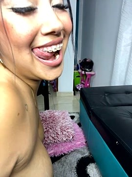 Yeong-Sweett_ nude on cam for live sex chat
