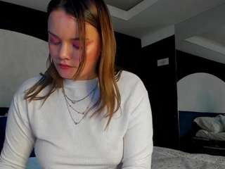 Alice-Summer naked on Live Cam Sex Chat