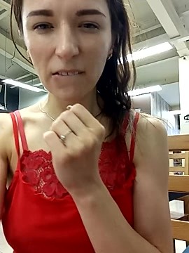 Brilliant-Queen1 nude on cam for live sex chat