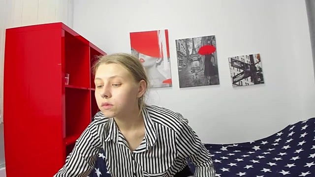 Honey_berry nude on cam for live sex chat
