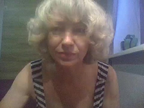 Lorie_Carrie nude on cam for live sex chat